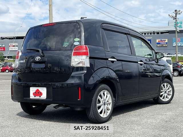 Toyota SPADE 2012-10 7729132-2