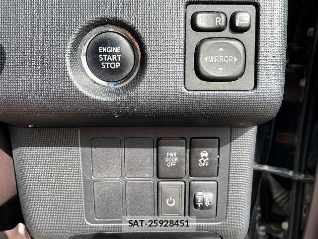Toyota SPADE 2012-10 7729132-4