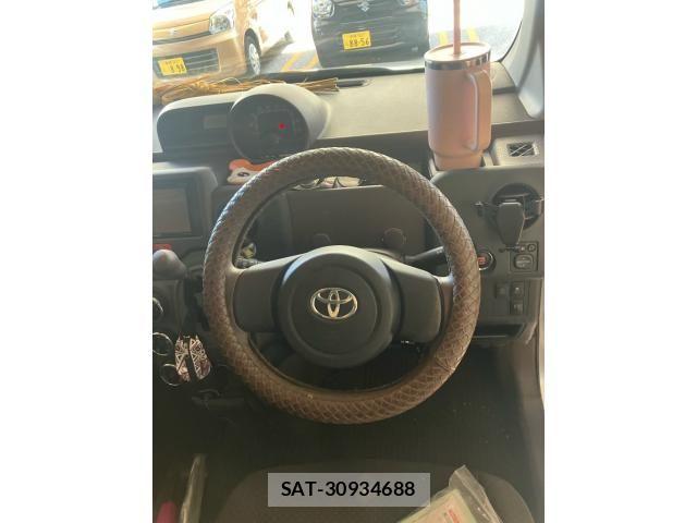 Toyota SPADE 2012-08 7729135-16