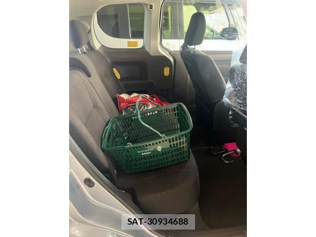 Toyota SPADE 2012-08 7729135-20