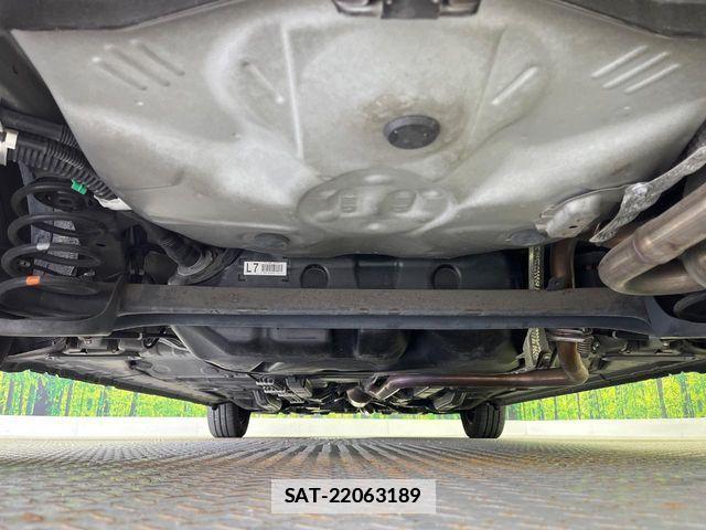 Toyota SPADE 2017-07 7729127-19