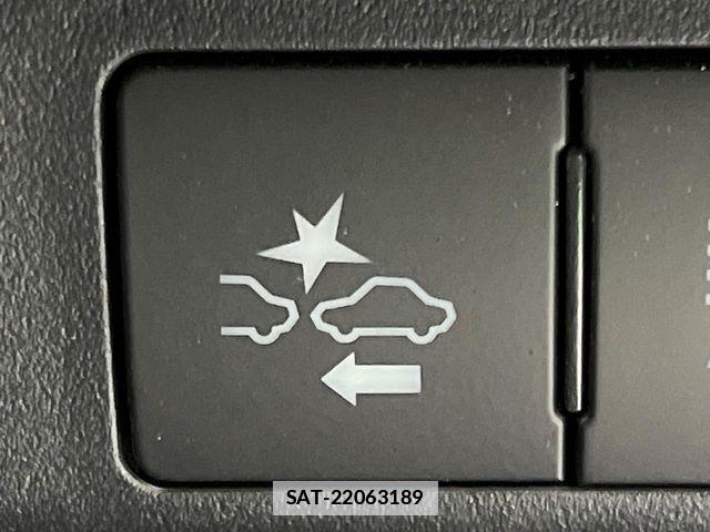 Toyota SPADE 2017-07 7729127-7