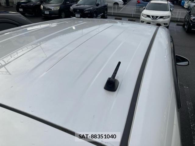 Toyota SPADE 2013-10 7789380-9