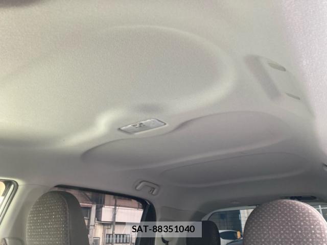 Toyota SPADE 2013-10 7789380-14