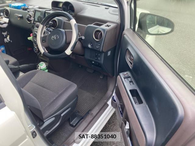 Toyota SPADE 2013-10 7789380-15