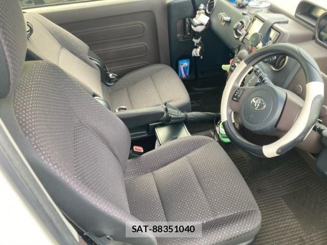 Toyota SPADE 2013-10 7789380-18