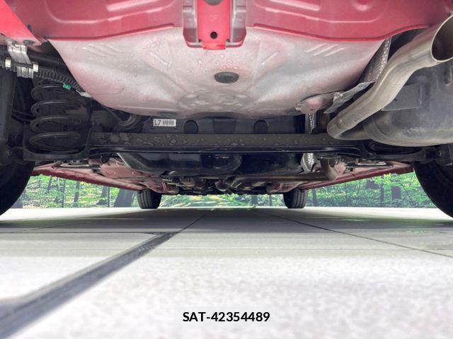 Toyota SPADE 2016-09 7789385-18