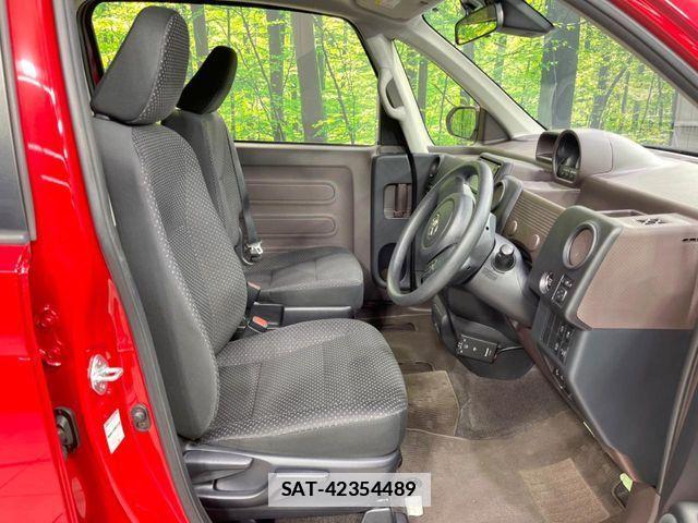Toyota SPADE 2016-09 7789385-7