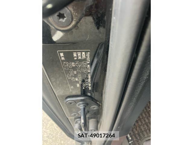 Toyota SPADE 2013-09 7789383-17