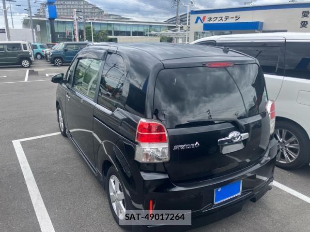 Toyota SPADE 2013-09 7789383-3
