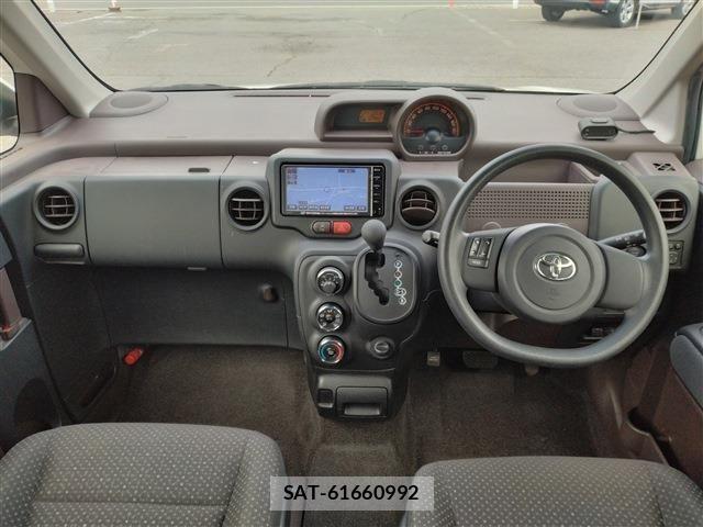 Toyota SPADE 2015-08 7789384-12