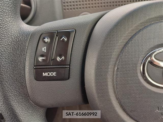 Toyota SPADE 2015-08 7789384-14