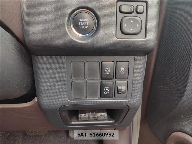 Toyota SPADE 2015-08 7789384-20