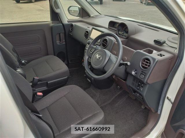 Toyota SPADE 2015-08 7789384-21