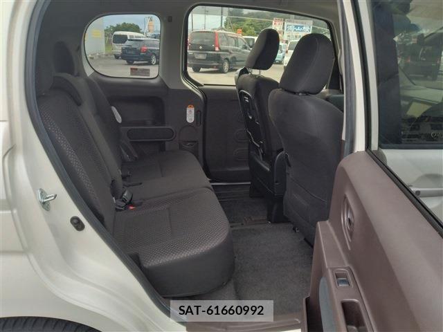 Toyota SPADE 2015-08 7789384-25