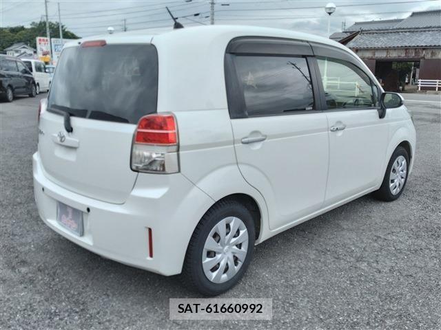 Toyota SPADE 2015-08 7789384-4
