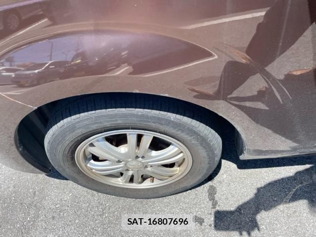 Toyota SPADE 2013-08 7789378-12