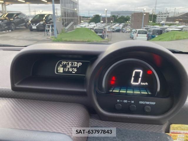 Toyota SPADE 2017-12 7879595-19