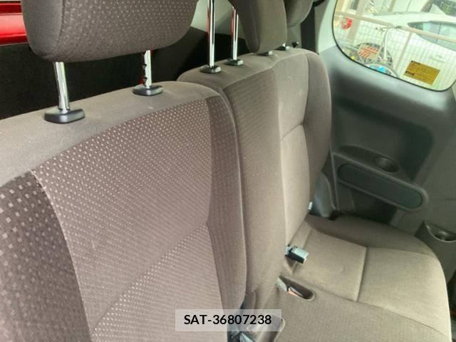 Toyota SPADE 2013-12 7879598-10