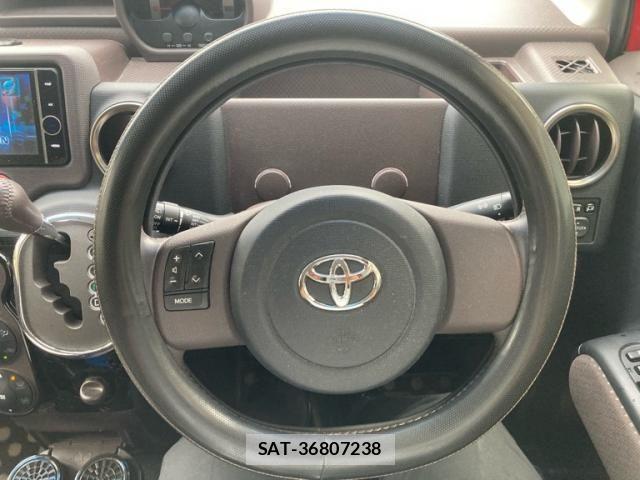 Toyota SPADE 2013-12 7879598-14