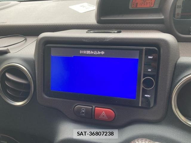 Toyota SPADE 2013-12 7879598-16