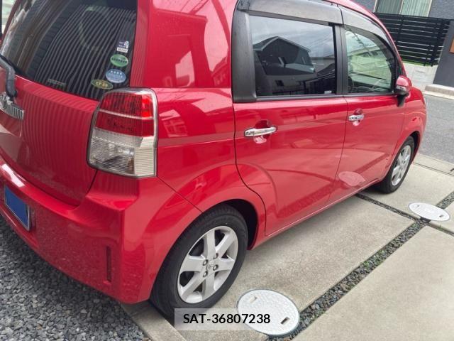 Toyota SPADE 2013-12 7879598-3