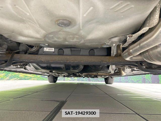Toyota SPADE 2013-10 7981098-18