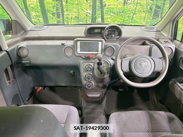 Toyota SPADE 2013-10 7981098-1