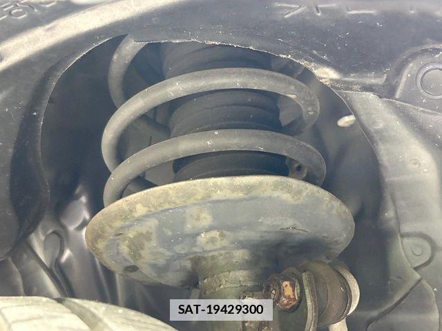 Toyota SPADE 2013-10 7981098-19