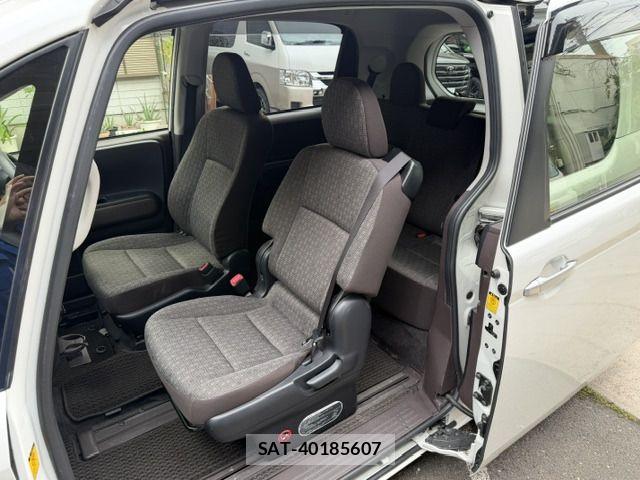 Toyota SPADE 2015-05 7981099-9
