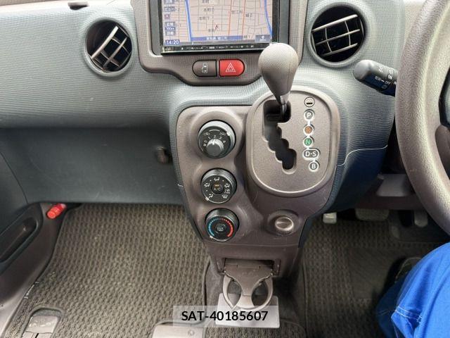 Toyota SPADE 2015-05 7981099-15