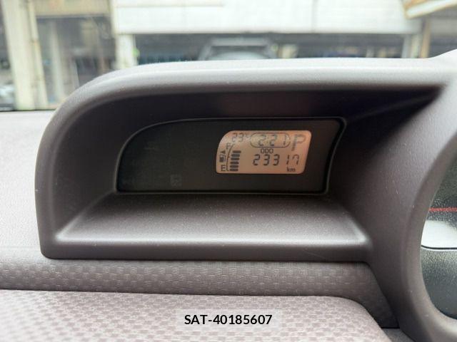 Toyota SPADE 2015-05 7981099-16