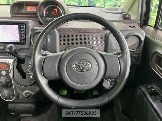 Toyota SPADE 2016-10 8038420-11