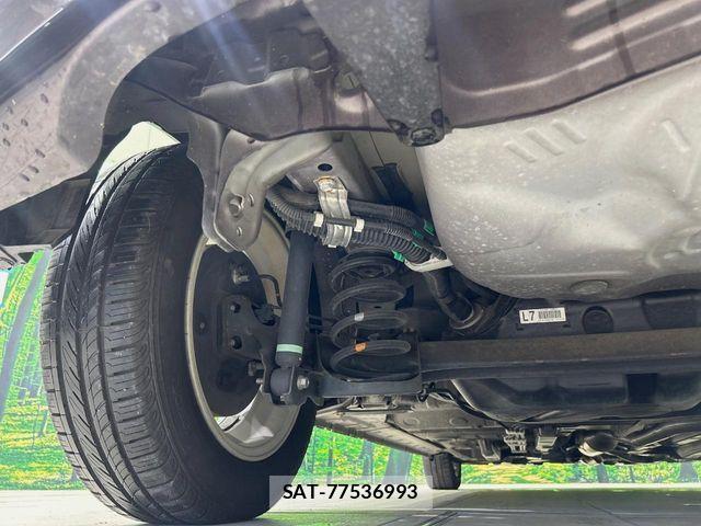 Toyota SPADE 2016-10 8038420-19