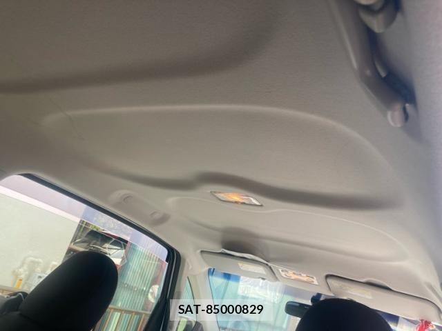 Toyota SPADE 2013-08 8038422-15
