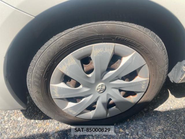 Toyota SPADE 2013-08 8038422-18