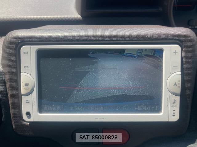 Toyota SPADE 2013-08 8038422-6