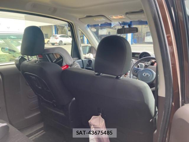 Toyota SPADE 2013-09 8038423-6