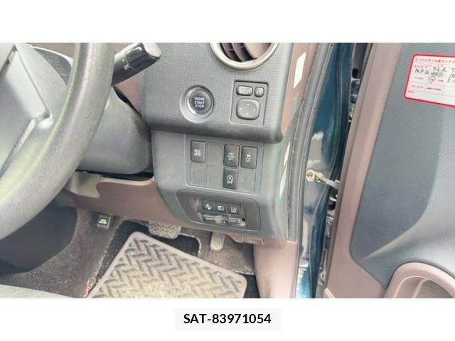 Toyota SPADE 2016-07 8075690-12