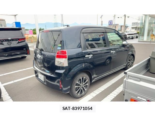 Toyota SPADE 2016-07 8075690-3