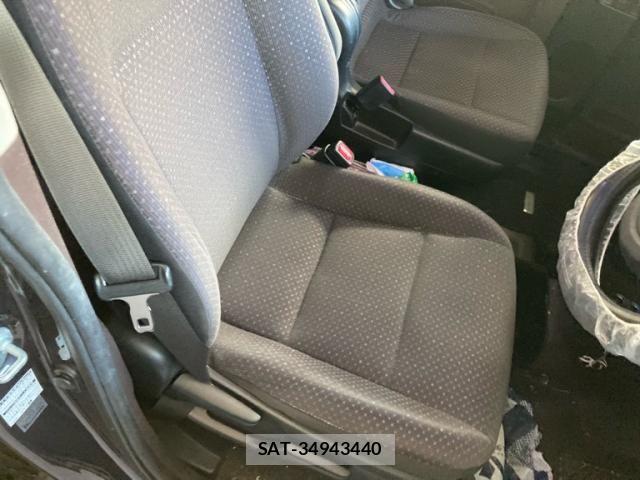 Toyota SPADE 2013-08 8075688-12