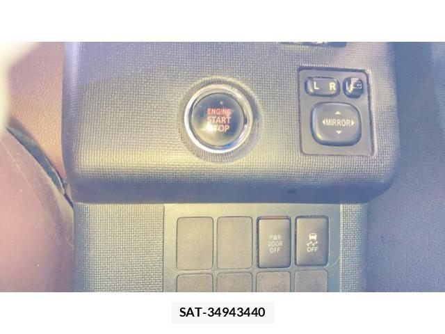 Toyota SPADE 2013-08 8075688-17