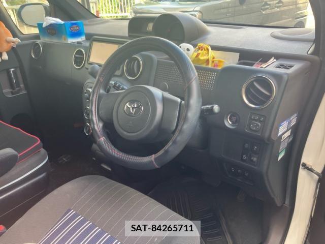 Toyota SPADE 2016-10 8102005-10