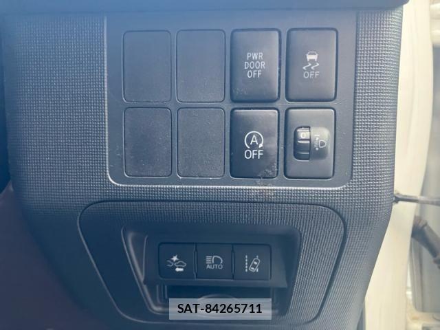 Toyota SPADE 2016-10 8102005-18