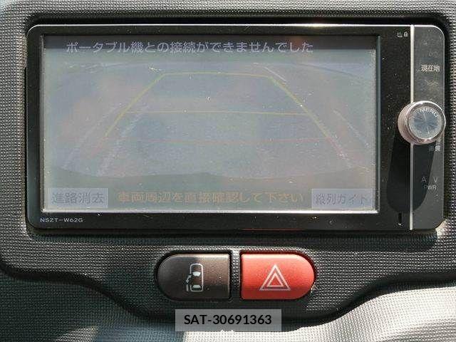 Toyota SPADE 2015-03 8102006-4