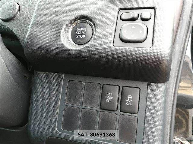 Toyota SPADE 2015-03 8102006-5
