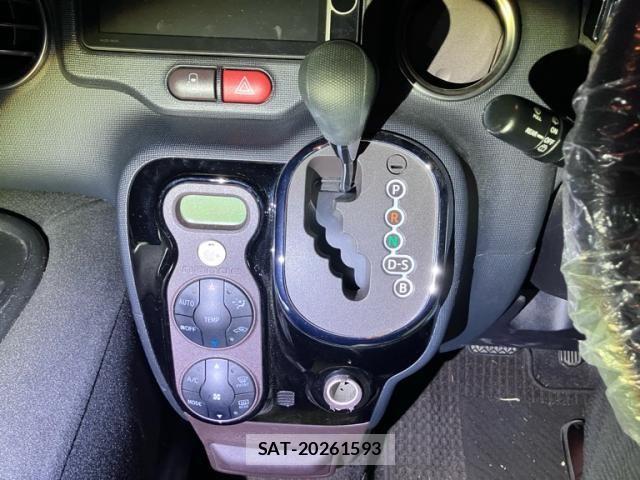 Toyota SPADE 2014-05 8102008-15