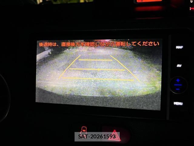 Toyota SPADE 2014-05 8102008-18