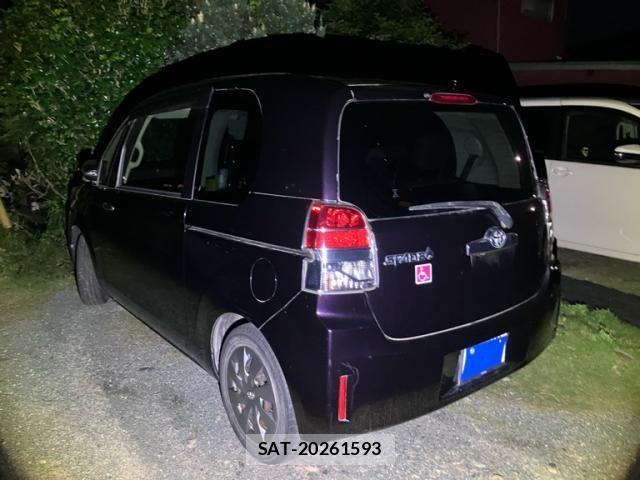 Toyota SPADE 2014-05 8102008-3