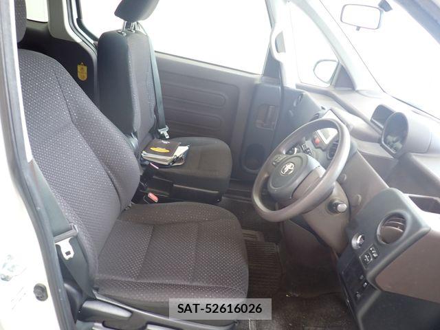 Toyota SPADE 2013-03 8159269-20